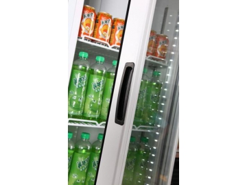 Expositor de bebidas con sistema de refrigeración de montaje superior
