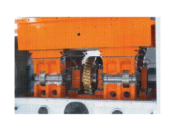 Máquina troqueladora y plegadora para cartón corrugado automática