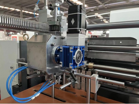 Máquina para Fabricar Cajas Rígidas, de Alta Velocidad LY-2500CK