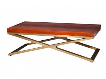 Mesa auxiliar de madera con patas de latón