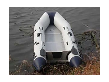 Bote inflable a motor