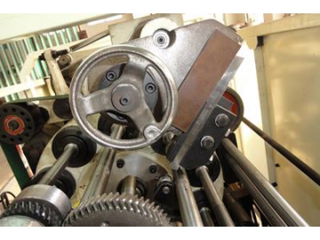 Máquina recortadora de tubos de aluminio
