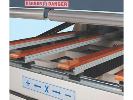 Sierra de cinta CNC máquina automática para fresado y lijado de madera