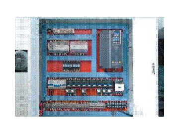 Máquina troqueladora y plegadora para cartón corrugado automática