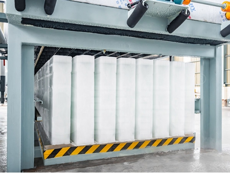 2 máquinas para hacer hielo en bloque de enfriamiento directo de 15 toneladas para un cliente indonesio