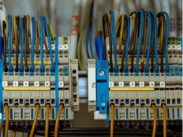Cables y Alambres; Retardantes de Llama para Cables y Alambres