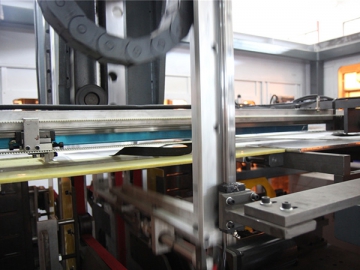 Máquina para producción de bolsas no tejidas WFB-KT