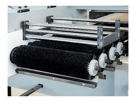 Troqueladora con estampado en foil / foil stamping automático de cama plana