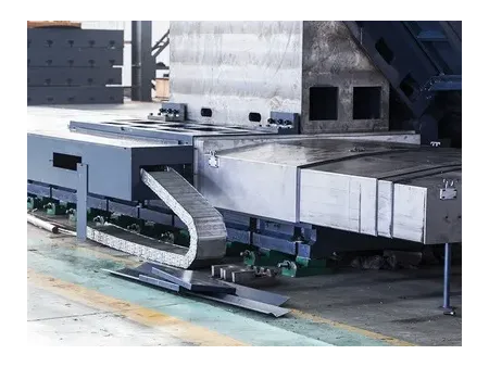 Mandrinadora-fresadora tipo pórtico / gantry CNC (pórtico móvil y mesa fija)