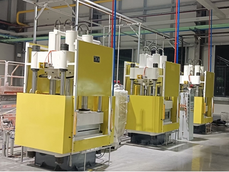 Prensa vulcanizadora de caucho con resorte neumático