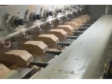 Centro de mecanizado CNC de 5 ejes, con 8 cabezales
