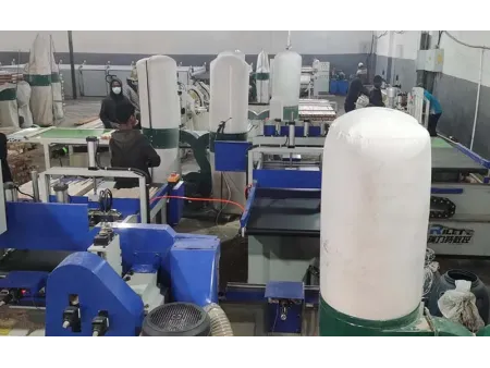 Máquina automática para empalme tipo finger joint