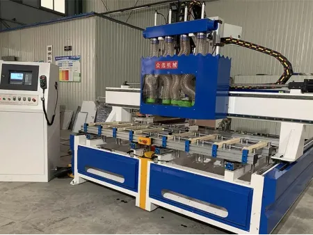 Mortajadora automática de doble mesa