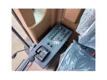 PY350T  Motoniveladora