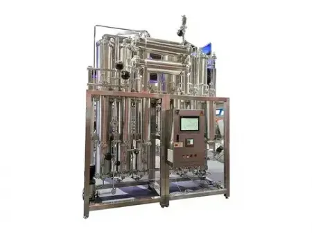 Destilador de agua multiefecto