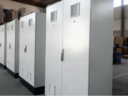 Serie CBES (perfil de acero plegado en cinco secciones)