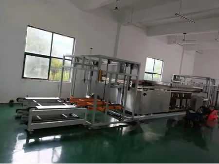 Lavadora de separadores plásticos por capa