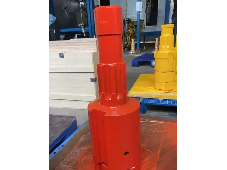 Sistema de perforación con revestimiento concéntrico de doble ala