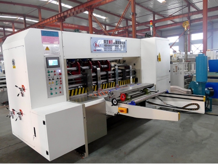 Fabricante de máquinas para fabricar cajas de carton